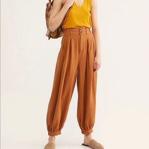 Free people light brown pants good condition